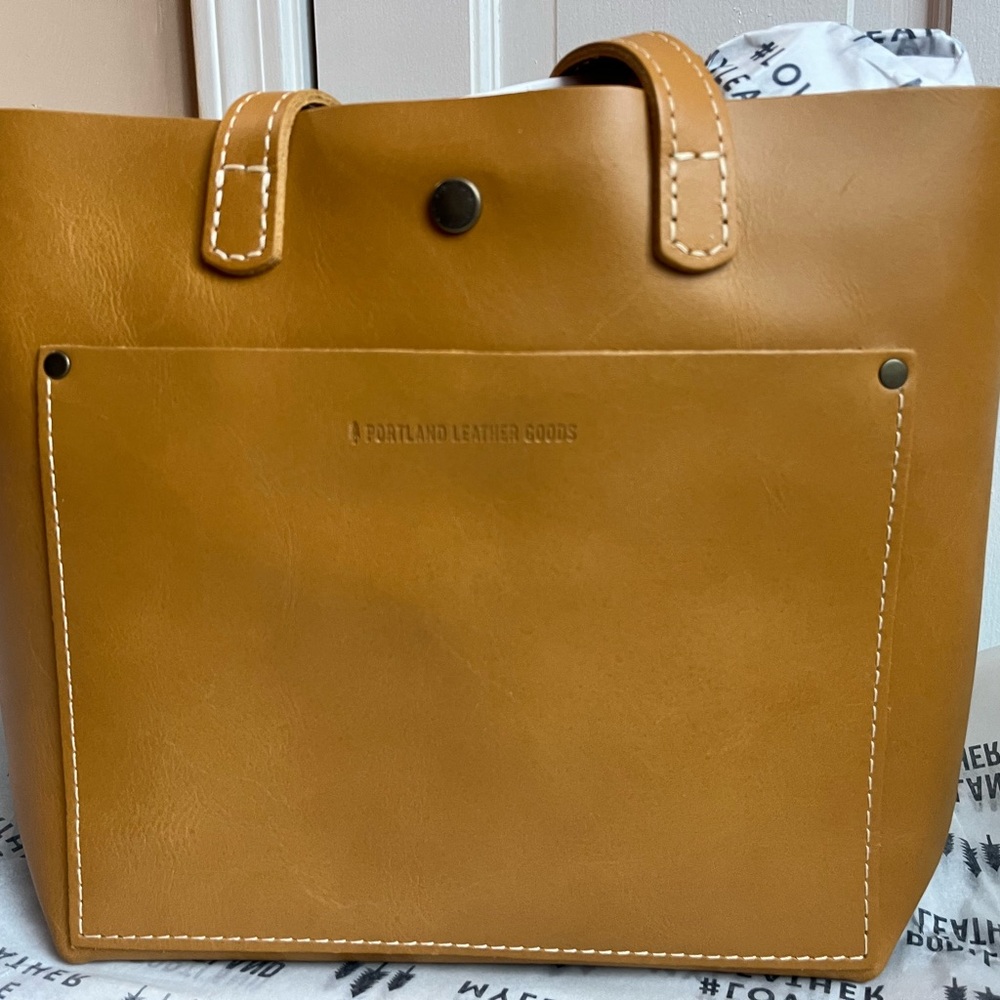 Portland Leather Mango mini crossbody
